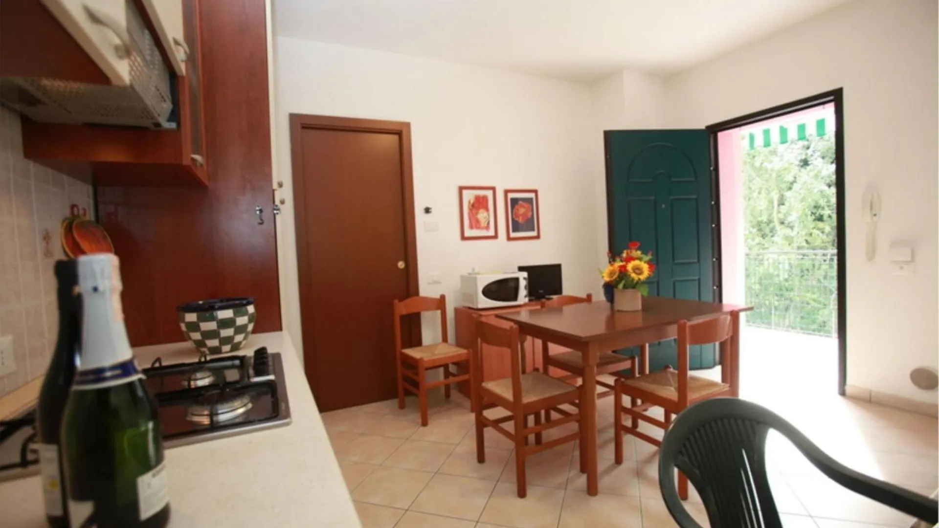 Green Oasis Close To The Center Rosolina Mare Apartment